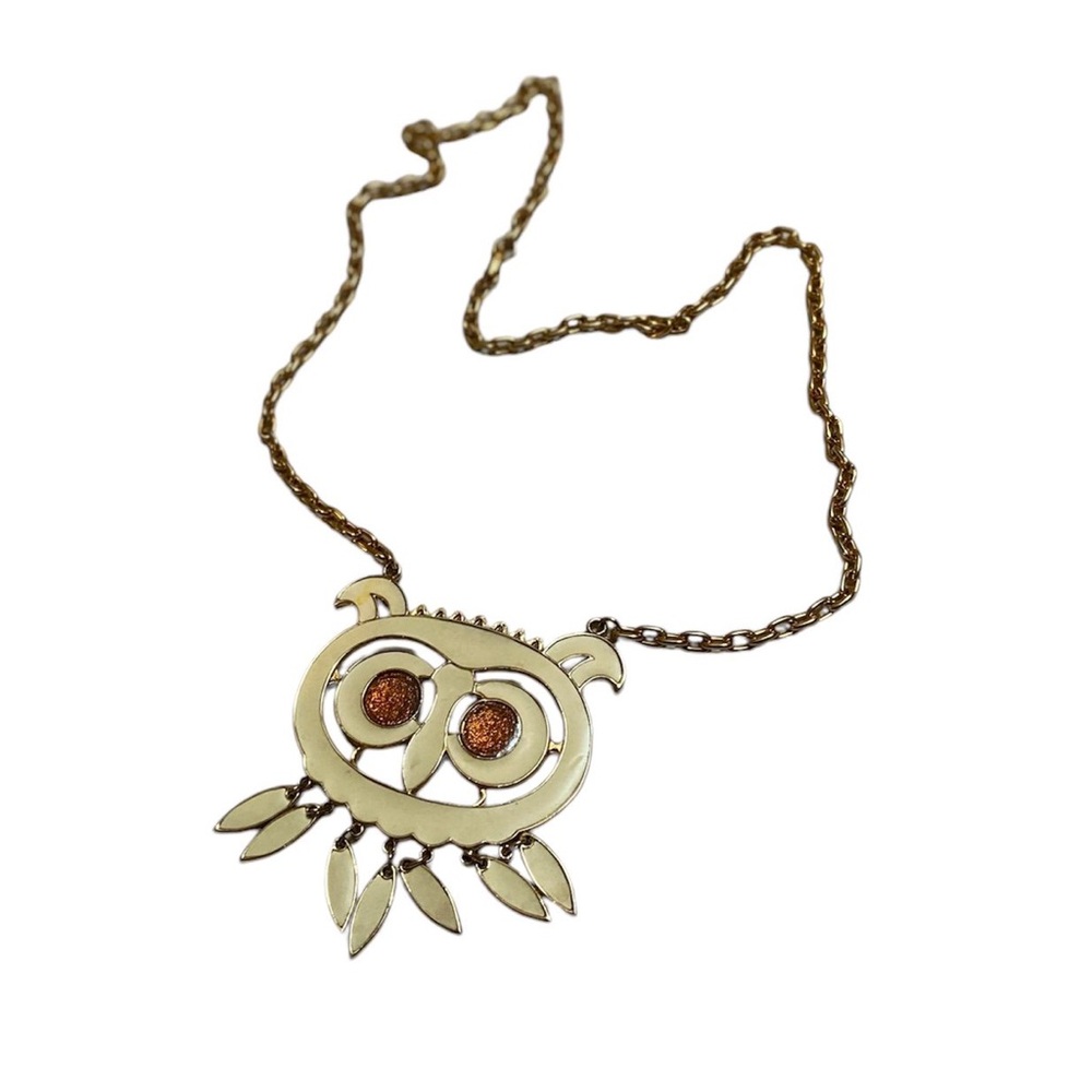 Cream Enamel Owl Pendant Necklace SAO AVON Large 1970s Vintage